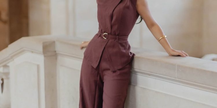 Ana Paula Ferreira revela truques para montar looks modernos e sofisticados — Foto: Reprodução Instagram