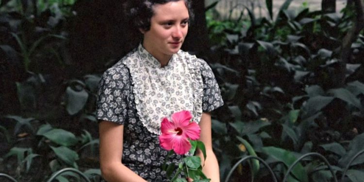 Marcélia Cartaxo em cena de "A hora da estrela" — Foto: Divulgação