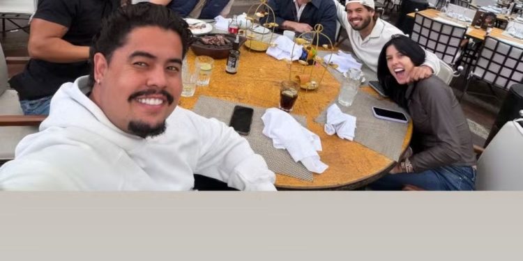 Zé Felipe e Ana Castela almoçaram com João Guilherme, irmão do cantor — Foto: Reprodução Instagram