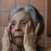 Ex-diretora de uma escola na favela da Maré, Walmyra D'Azevedo escreveu o livro "Memórias de uma diretora escolar" — Foto: Gabriel de Paiva / Agência O Globo