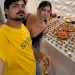 Luiza e João Pedro vão armar festinha pra ver capítulo final de 'Vale tudo' — Foto: Divulgação