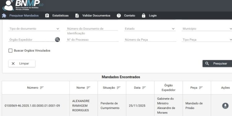 Mandado de prisão contra Alexandre Ramagem no BNMP — Foto: Reprodução