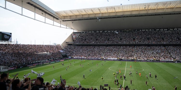 As negociações do Corinthians com a Caixa em torno do Itaquerão
