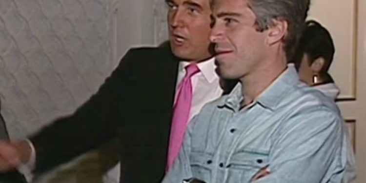 Donald Trump esteve em festas com Jeffrey Epstein — Foto: Reprodução de cena/Netflix