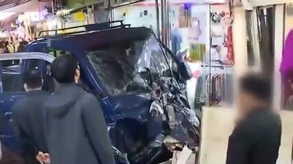 Caminhão invade mercado na Coreia do Sul e deixa ao menos duas pessoas mortas e 18 feridas