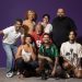 Em sentido horário, os artistas Fernando Sawaya, Pedra Silva, Yoko Nishio e Arthur Chaves (em pé); Mandú, Juniara Albuquerque, Ronald Duarte e Vicente Baltar (agachados) — Foto: Ana Branco