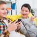 Considerados vilões durante décadas, os jogos eletrônicos online ofereceram uma forma natural para crianças e adolescentes se conectarem durante períodos de isolamento — Foto: Freepik