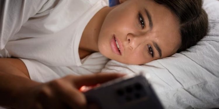 A IA valida e concorda automaticamente, o que pode gerar a sensação enganosa de apoio genuíno, dizem especialistas — Foto: Freepik