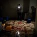 Sangue no piso do local em que os palestinos foram mortos por soldados israelenses em Jenin — Foto: John Wessels/AFP