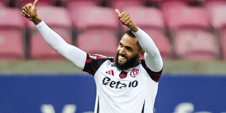 Juninho marcou o segundo gol do Flamengo — Foto: Gilvan de Souza/Flamengo