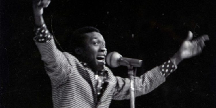 Jimmy Cliff no Festival Internacional da Canção (FIC) em 1968, no Maracanãzinho, no Rio — Foto: Arquivo/Agência O GLOBO