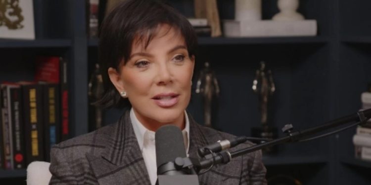 Kris Jenner quebrou o silêncio sobre amizade com ex-companheiros da família Kardashian — Foto: Reprodução YouTube