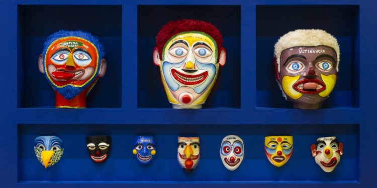 Máscaras do carnaval das águas, no Museu do Pontal — Foto: Leo Martins/Agência O GLOBO