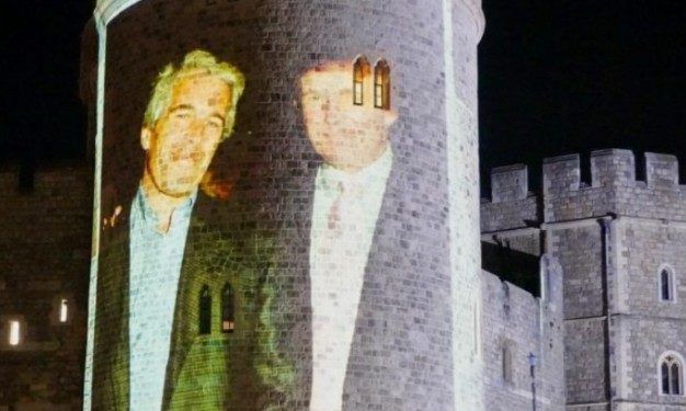O que se sabe sobre os e-mails de Jeffrey Epstein que citam Donald Trump