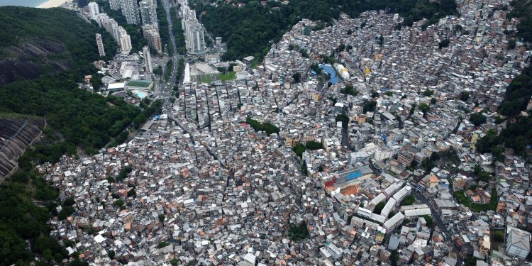Quais comunidades serão ocupadas por policiais na próxima semana?