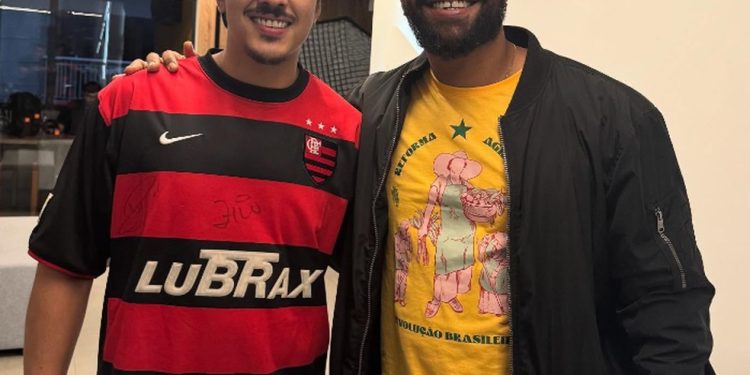 Chico Moedas (esquerda) e Jones Manoel — Foto: Reprodução/Instagram/@jones.manoel