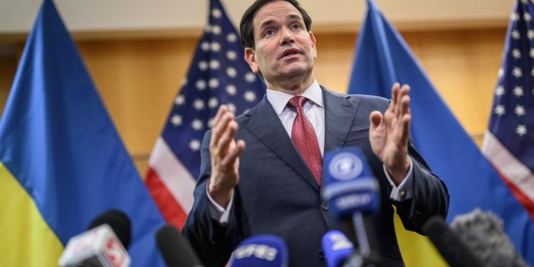 O secretário de Estado americano, Marco Rubio, participa de encontro em Genebra sobre paz entre Rússia e Ucrânia — Foto: Fabrice Coffrini/AFP