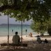 Koh Samui fica a 20 minutos de barco de Pattaya — Foto: Reprodução/The New York Times