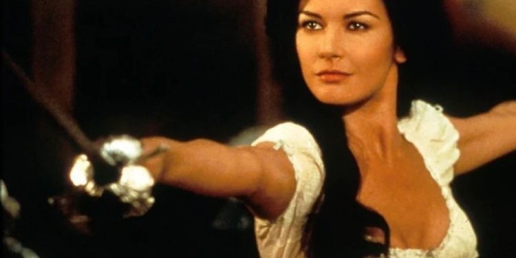 Catherine Zeta-Jones em 'A máscara do Zorro' (1999) — Foto: Divulgação
