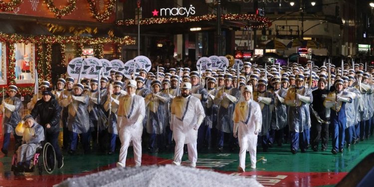 Ensaios para o desfile de Thanksgiving da Macy's de 2025 aconteceram na terça-feira — Foto: DIA DIPASUPIL / GETTY IMAGES NORTH AMERICA / GETTY IMAGES VIA AFP