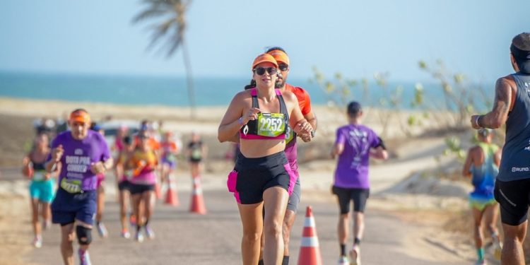 Prova do Bota Pra Correr em Cumbuco (CE): evento proprietário da Olympikus — Foto: Divulgação Olympikus/Buena Onda