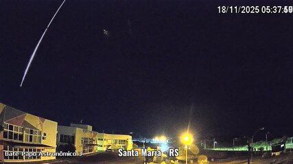 Meteoro atravessa céu de Santa Maria, no Rio Grande do Sul