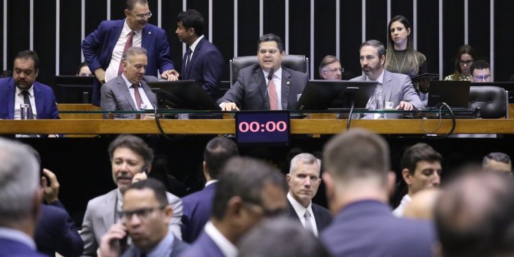 Sessão do Congresso Nacional que analisou vetos de Lula — Foto: Kayo Magalhães/Câmara dos Deputados