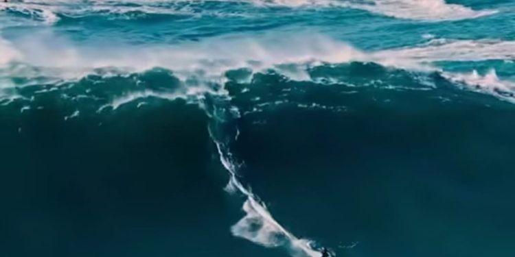 Carlos Burle momentos antes do acidente em Nazaré — Foto: Reprodução/Instagram