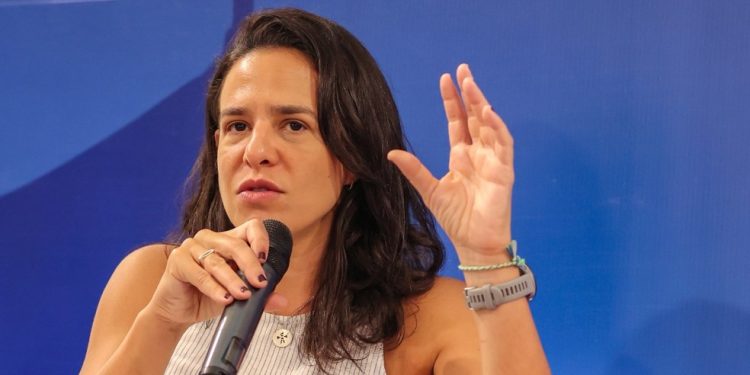 A secretária municipal de Transportes, Maína Celidonio — Foto: Eduardo Uzal/divulgação