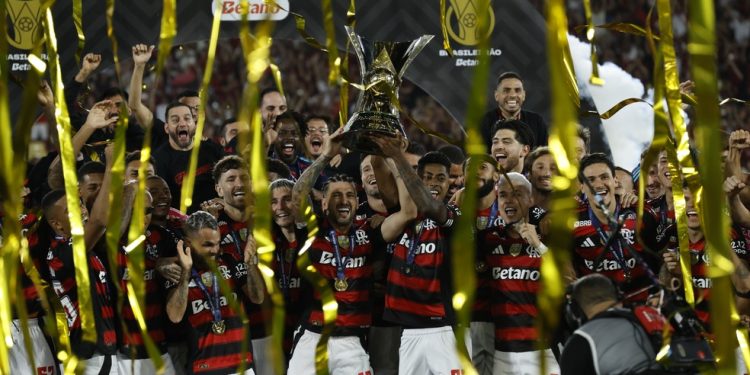 Flamengo é eneacampeão brasileiro em 2025 — Foto: Alexandre Cassiano