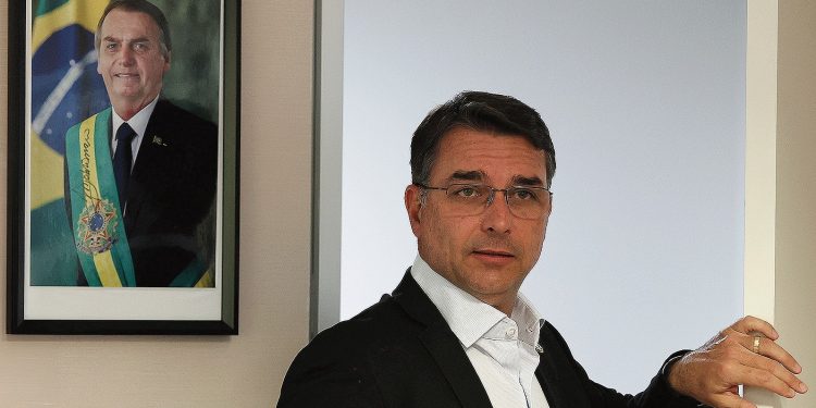 As apostas de Flávio Bolsonaro para seu programa econômico ao Planalto e para a Fazenda