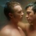 Connor Storrie como Ilya Rozanov e Hudson Williams como Shane Hollander em 'Rivalidade ardente' — Foto: Divulgação