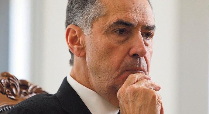 Em silêncio desde que saiu do STF, Barroso vai falar sobre a crise da Corte