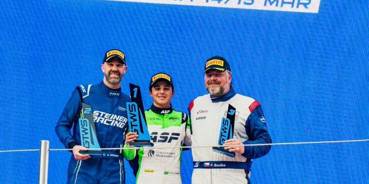 Pipo Massa venceu a prova de GT Winter Series 2026, na categoria Cup 2 — Foto: Divulgação