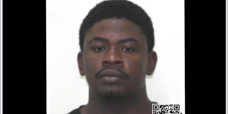 Carlos Alexandre Assis Silva está foragido — Foto: Divulgação