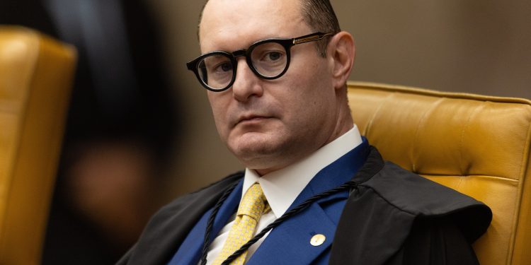 STF condena médico por trote em que conduzia calouras a fazer juramento de 'nunca recusar uma tentativa de coito'