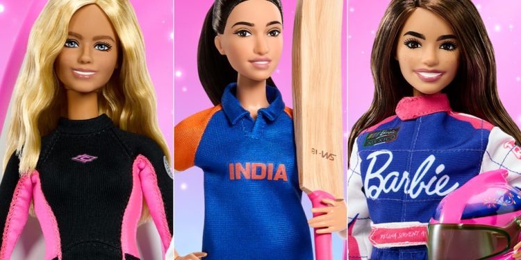 As barbies da surfista australiana Stephanie Gilmore (esquerda), da jogadora indiana de críquete Smriti Mandhana (centro) e da piloto mexicana Regina Sirvent Alvarado (direita) — Foto: Divulgação: Mattel