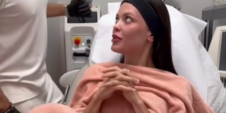 Vitória Strada aposta em laser frio para tratar melasma e rejuvenescer a pele — Foto: Reprodução Instagram