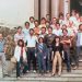 Anos 1980. Suzana Kahn (de branco) era uma das três alunas de Engenharia — Foto: Acervo pessoal