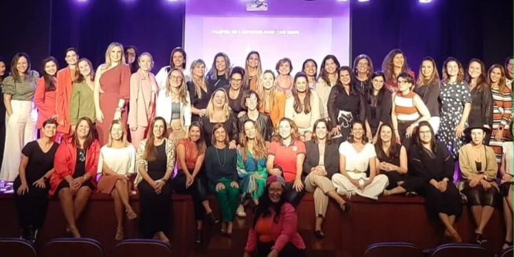 O grupo Somos Empreendedoras conta com uma rede de 300 mulheres que empreendem em Niterói — Foto: Divulgação/Somos Empreendedoras
