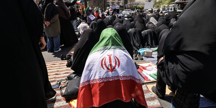 45 mil soldados e 20 anos: Custo para tirar do Irã o controle do Estreito de Ormuz tem papel central em decisão de Trump por cessar-fogo