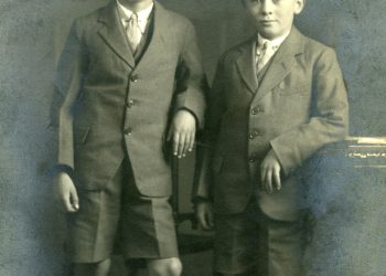 Adolescentes eram considerados 'pré-humanos' há um século; entenda