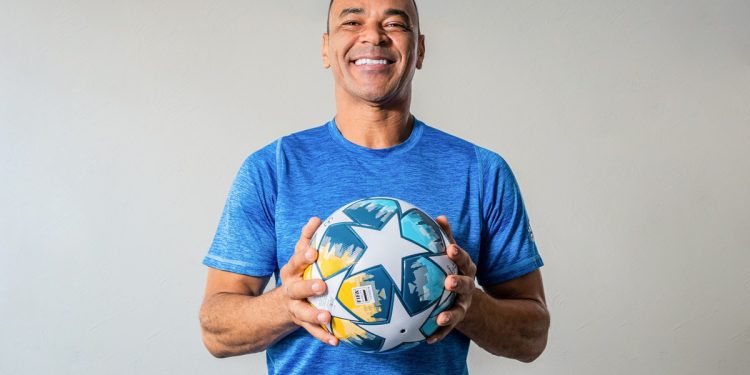Cafu defende Vini Jr. e pede combate global ao racismo: 'Não é um caso isolado'