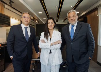 Cenário jurídico competitivo estimula a união de escritórios