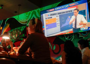 Democratas conseguem vitória estratégica com aprovação de novo mapa eleitoral no estado americano da Virginia