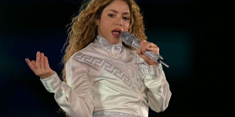 Efeito Shakira: Galeão receberá 314 mil passageiros