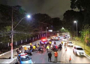 Escapamentos barulhentos e falta de documentos: Niterói aperta cerco contra motos irregulares; abordagens cresceram 155%