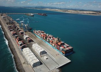 Projeto-piloto usa H2V na combustão da caldeira de geração de vapor de usina no Porto de Pecém, no Ceará — Foto: Divulgação