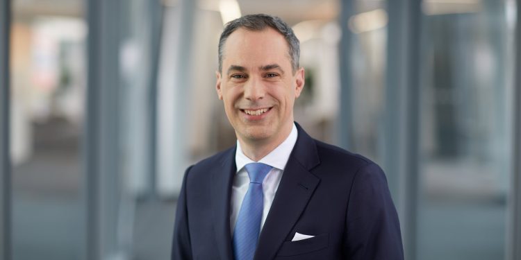 Europa arrisca se tornar o 'Vale do Sicílio da regulação', critica o CEO da Siemens Digital Industries