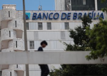 FGC recusa empréstimo ao BRB antes de saber perdas totais, diz agência